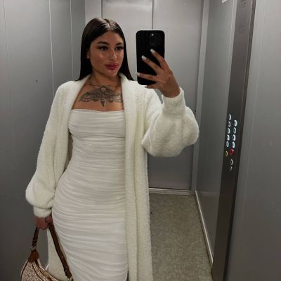 Адель, фотографии